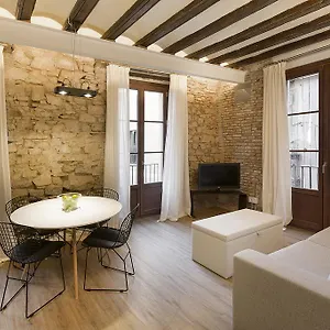 Deco Barcelona-born Apt. ברצלונה